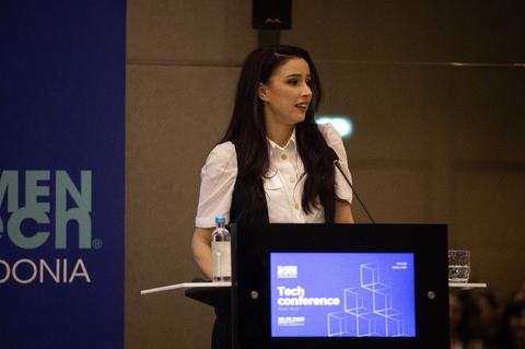 Silvija Gelevski talk AI and the Issues No One Talks About.